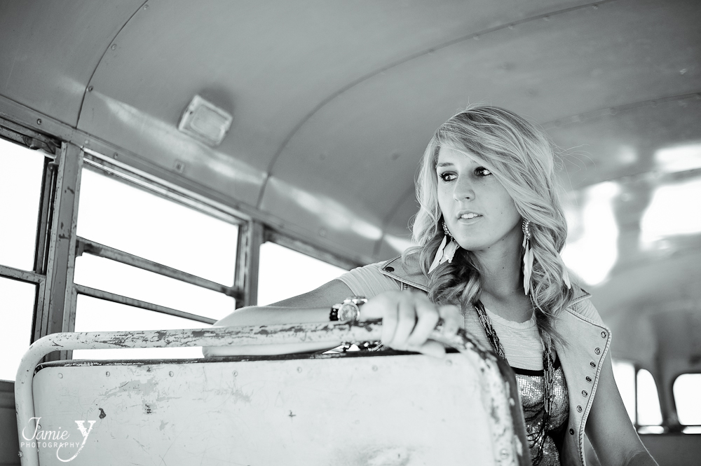 vegas-senior-15* black and white photo of senior girl in las vegas nevada