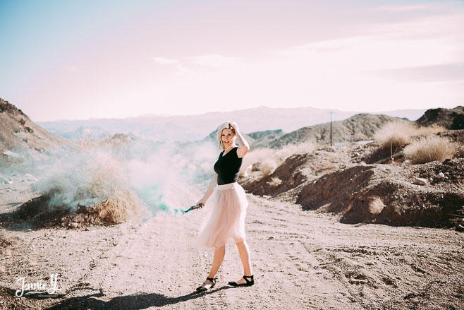 Las Vegas High School Senior Pictures | Mackenzie